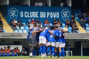 Jogadores do Serrano (Foto: Gladstone Lucas)